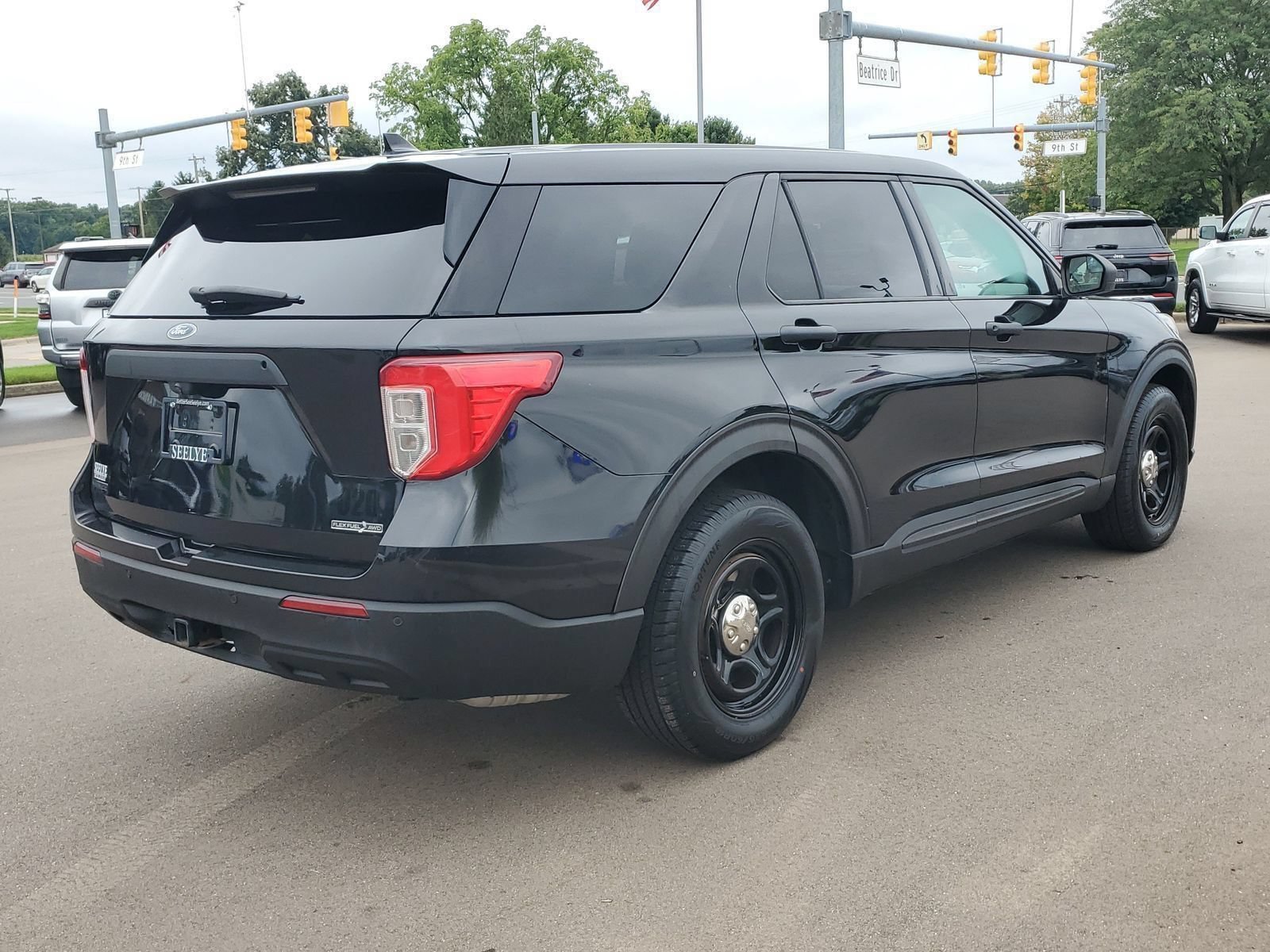 Used 2020 Black Ford Base image 4