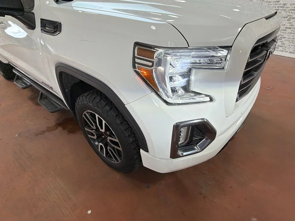 Used 2021 Summit White GMC AT4 image 9