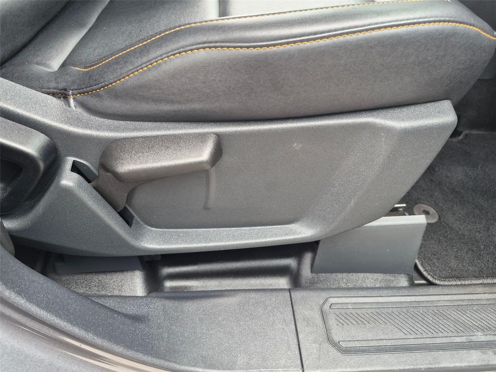 Used 2021 Carbonized Gray Metallic Ford Badlands image 33