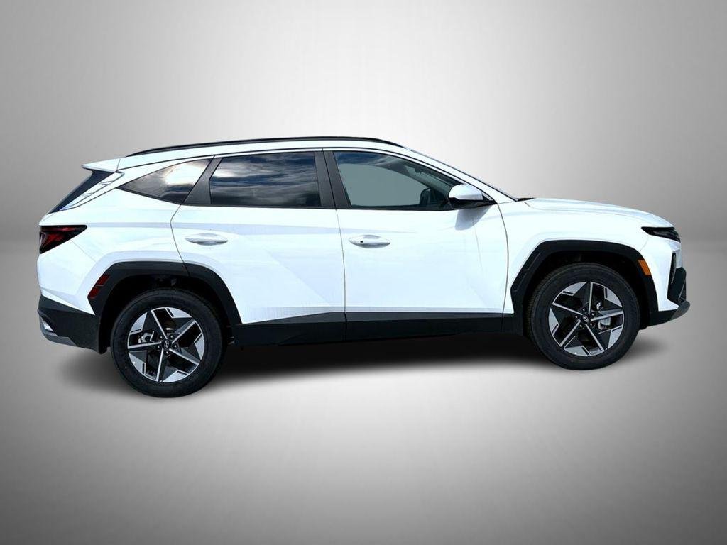 New 2026 White Pearl Hyundai SEL AWD image 4