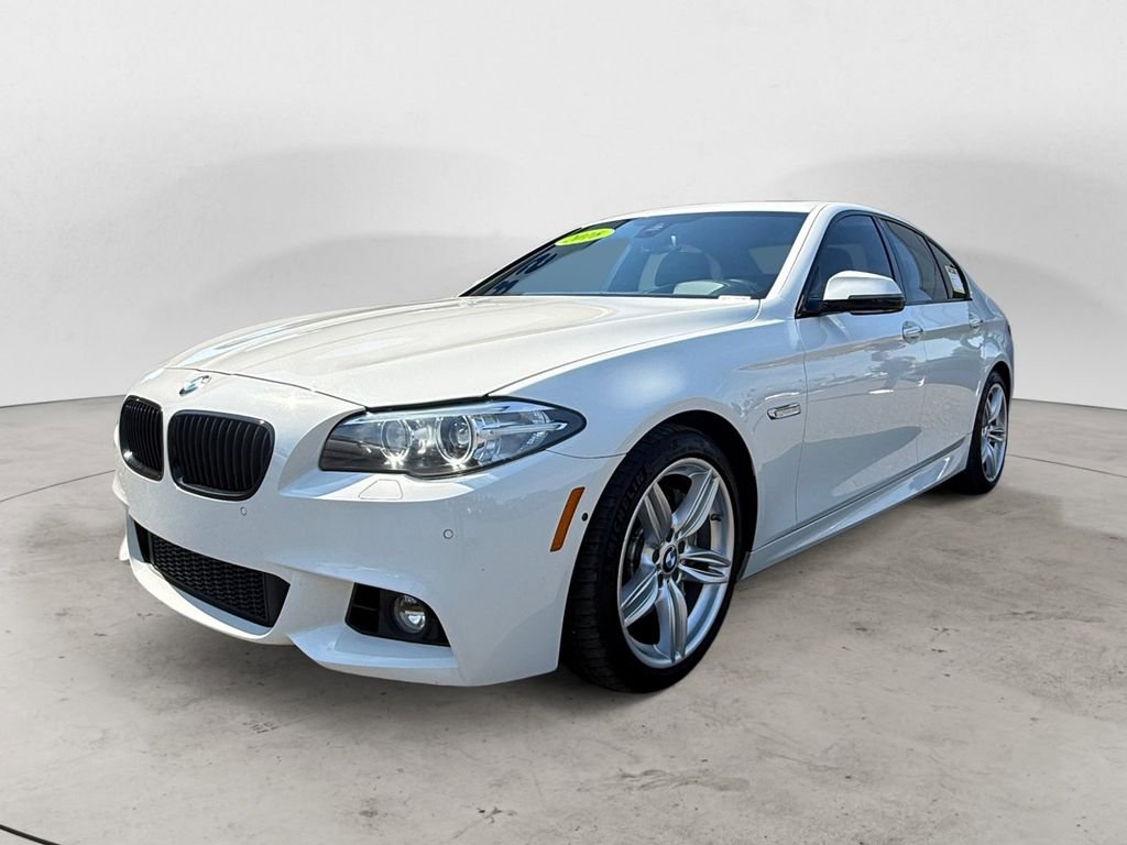 Used 2016 White BMW 550i xDrive image 1