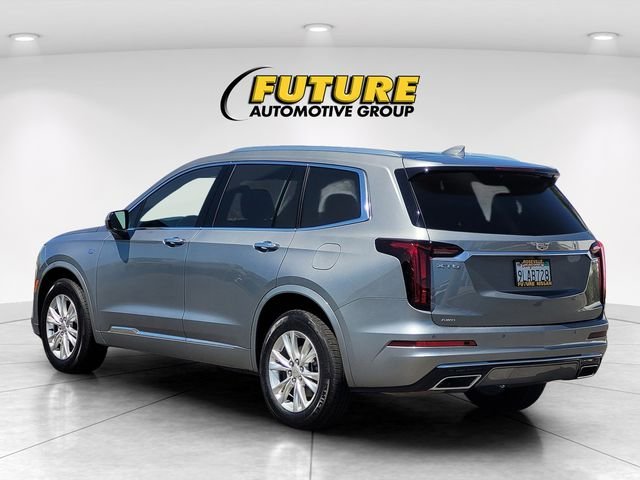 Used 2024 Silver Cadillac Luxury image 7