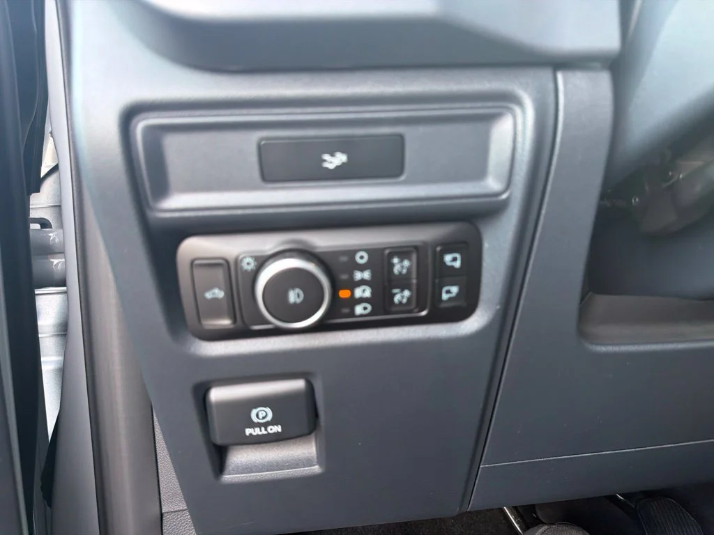 New 2026 Avalanche Ford XLT image 23