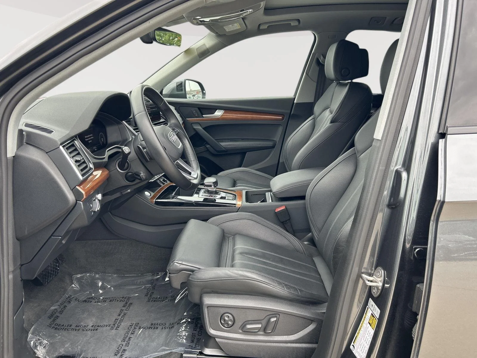Used 2023 Daytona Gray Pearl Effect Audi S line Prestige image 13