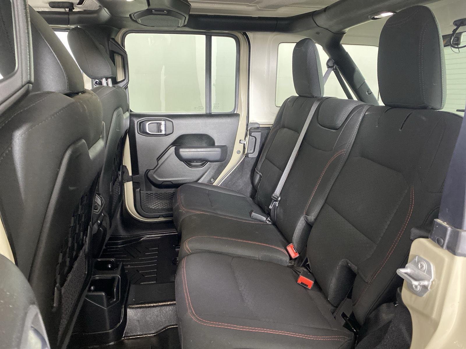 Used 2022 Limited Edition Gobi Clearcoat Jeep Unlimited Rubicon image 25