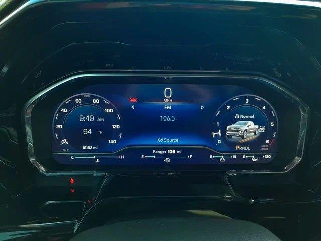 Used 2024 Lakeshore Blue Metallic Chevrolet LT image 12