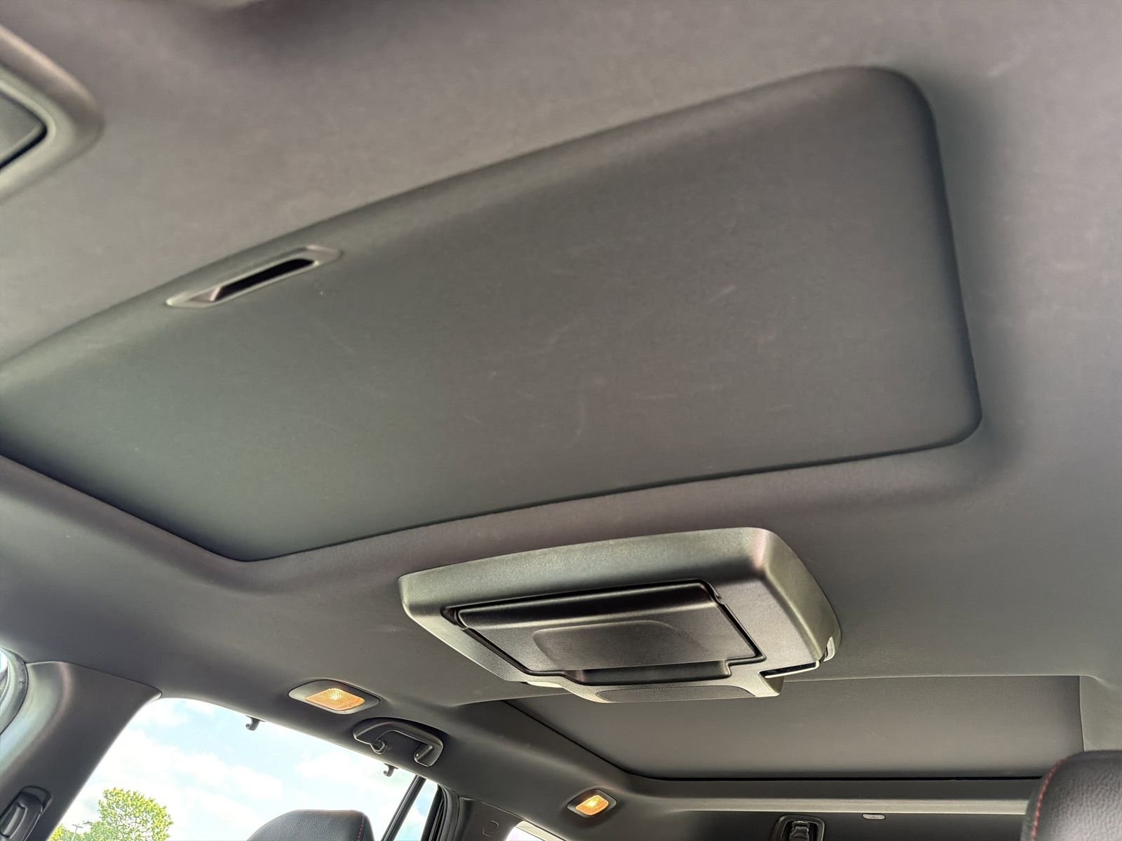 Used 2022 Black Honda Black Edition image 4