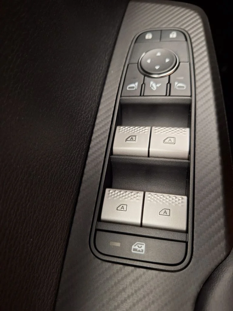 New 2026 White Nissan Platinum image 15