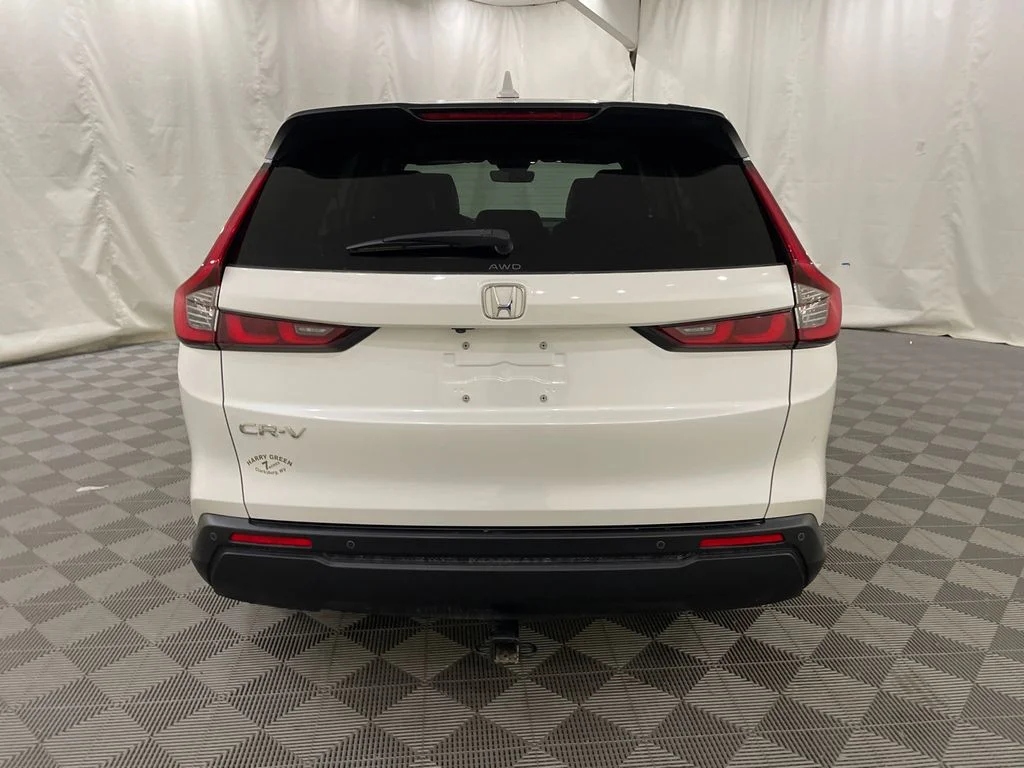 Used 2024  Honda EX-L image 6