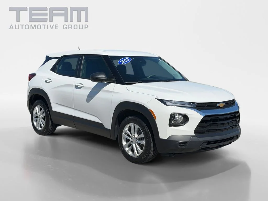 Used 2023 Summit White Chevrolet LS image 1