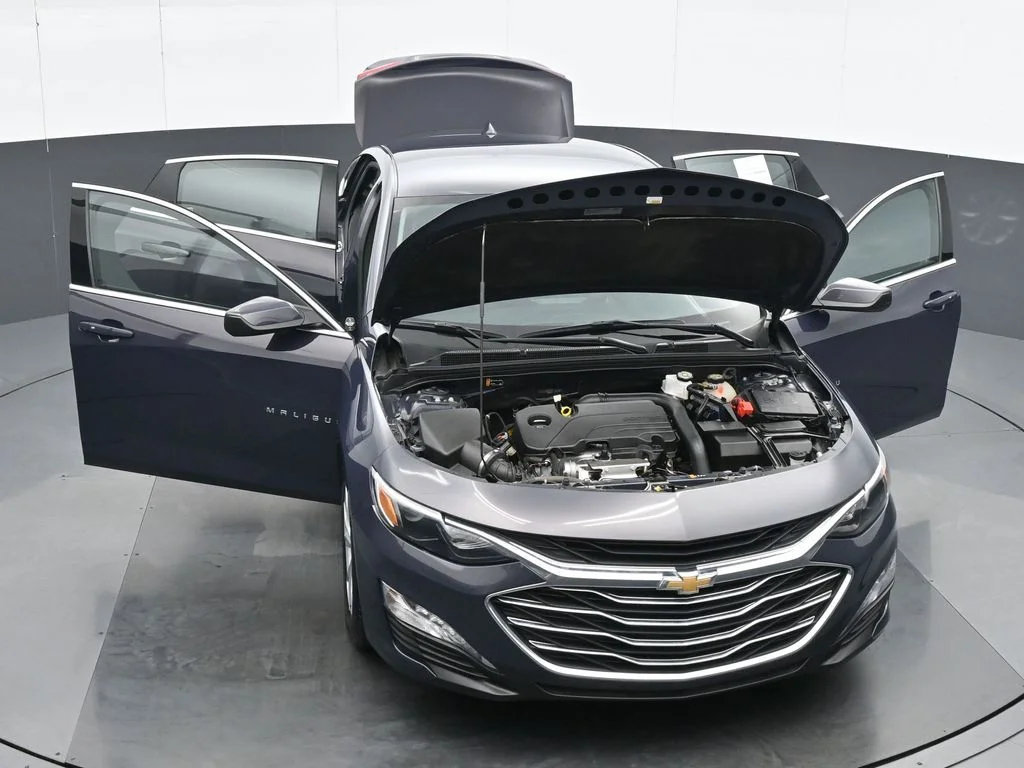 Used 2025 Black Chevrolet LT image 34