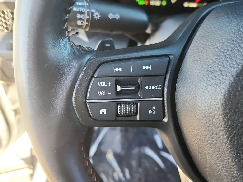 Used 2025 White Honda Sport image 21