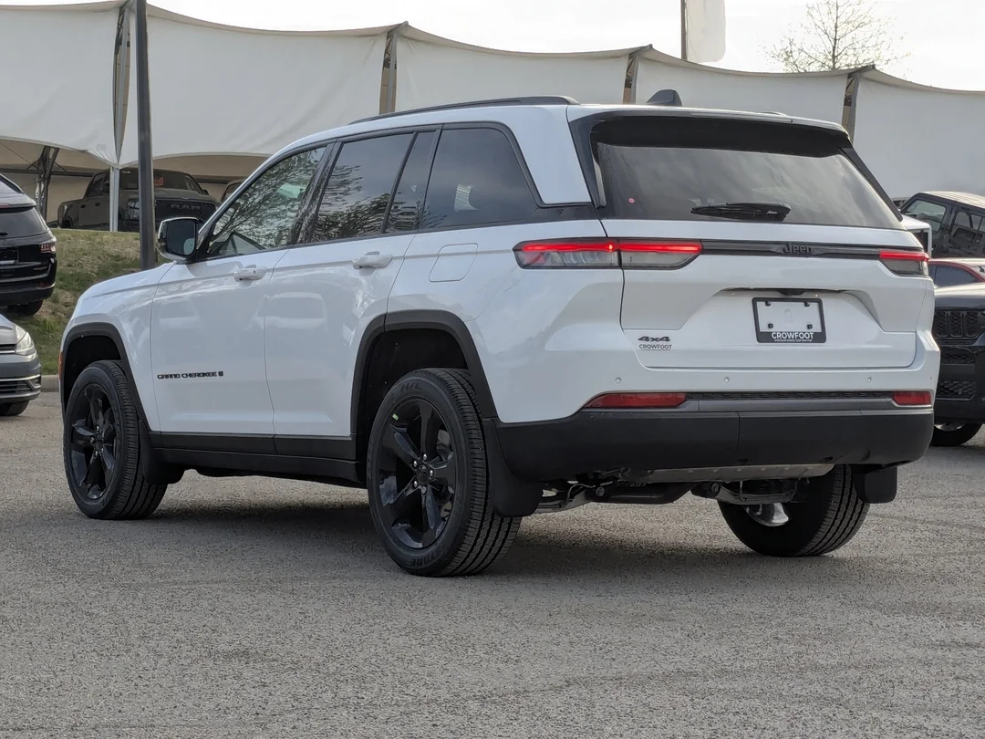 New 2026 White Jeep Altitude - - 4x4 - 20 Gloss Black Wheels - 2.0L Turbo - Remote Start & More! image 6
