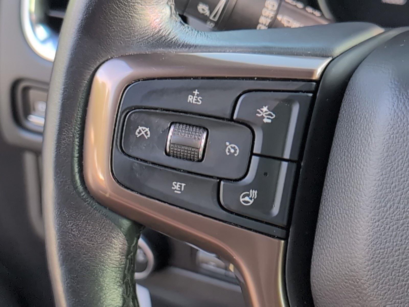 Used 2021 IRIDESCENT PEARL TRICOAT Chevrolet High Country image 29