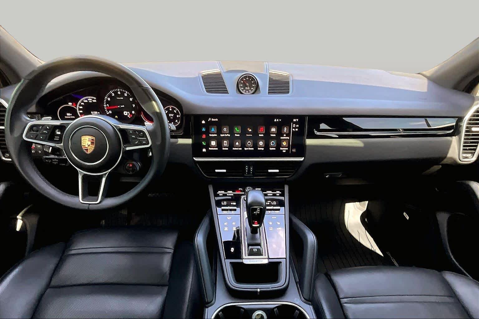 Used 2023  Porsche  image 16