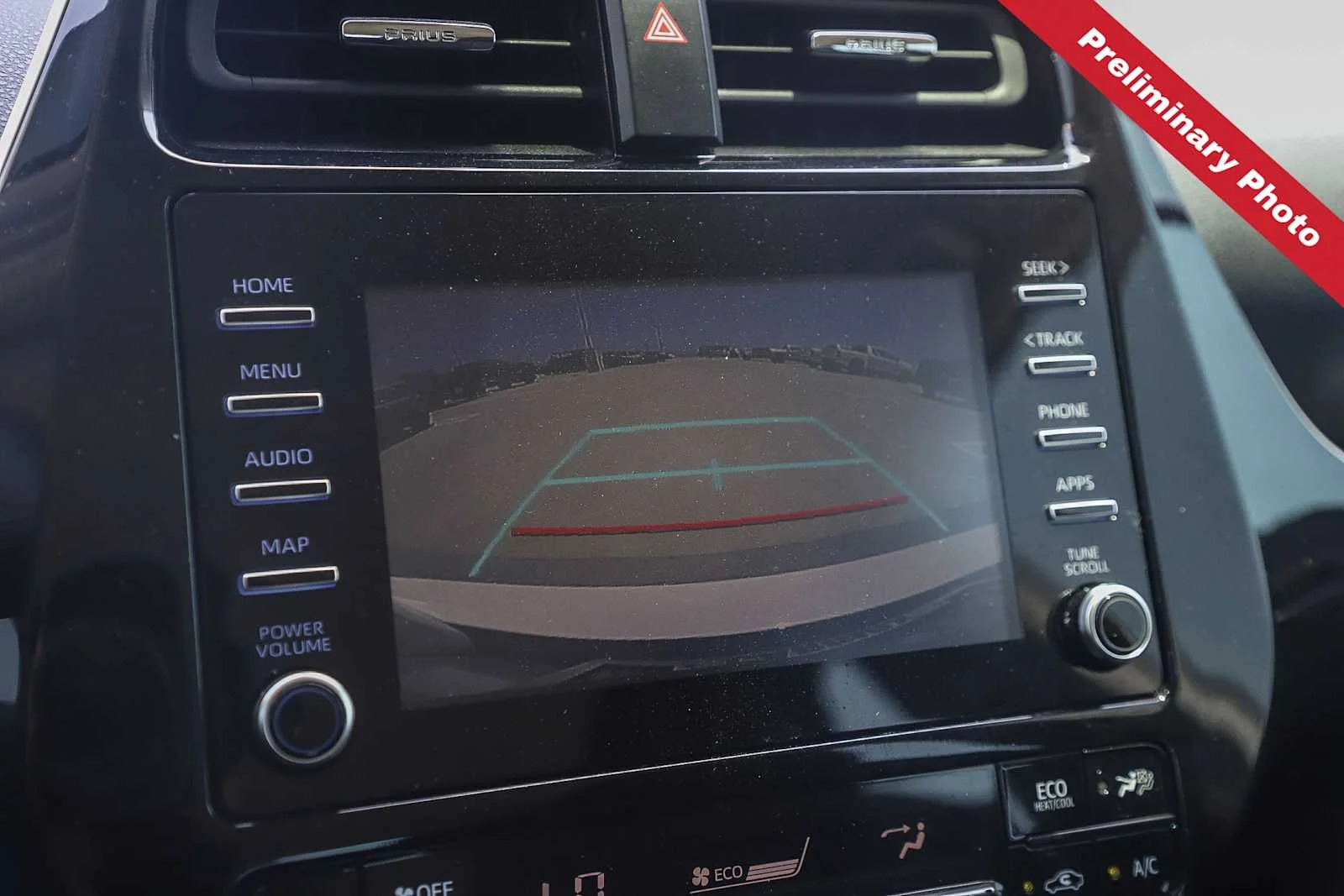 Used 2020 Super White Toyota LE image 21