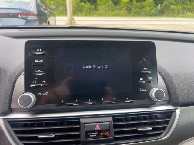 Used 2018 Champagne Frost Pearl Honda LX image 16