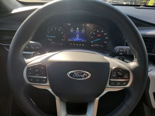 Used 2021 Silver Ford XLT image 31