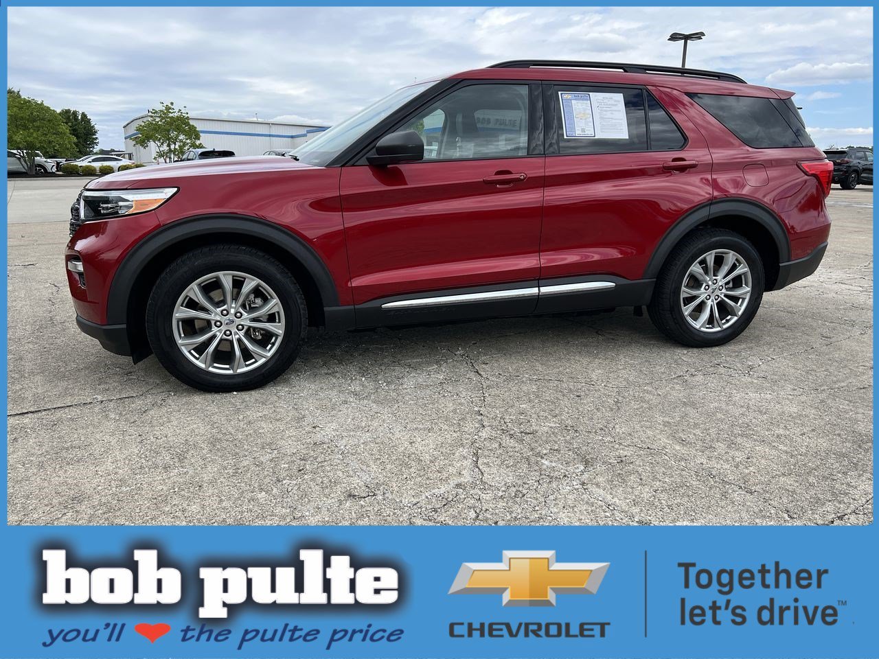 2020 Ford Explorer XLT 4WD's photo