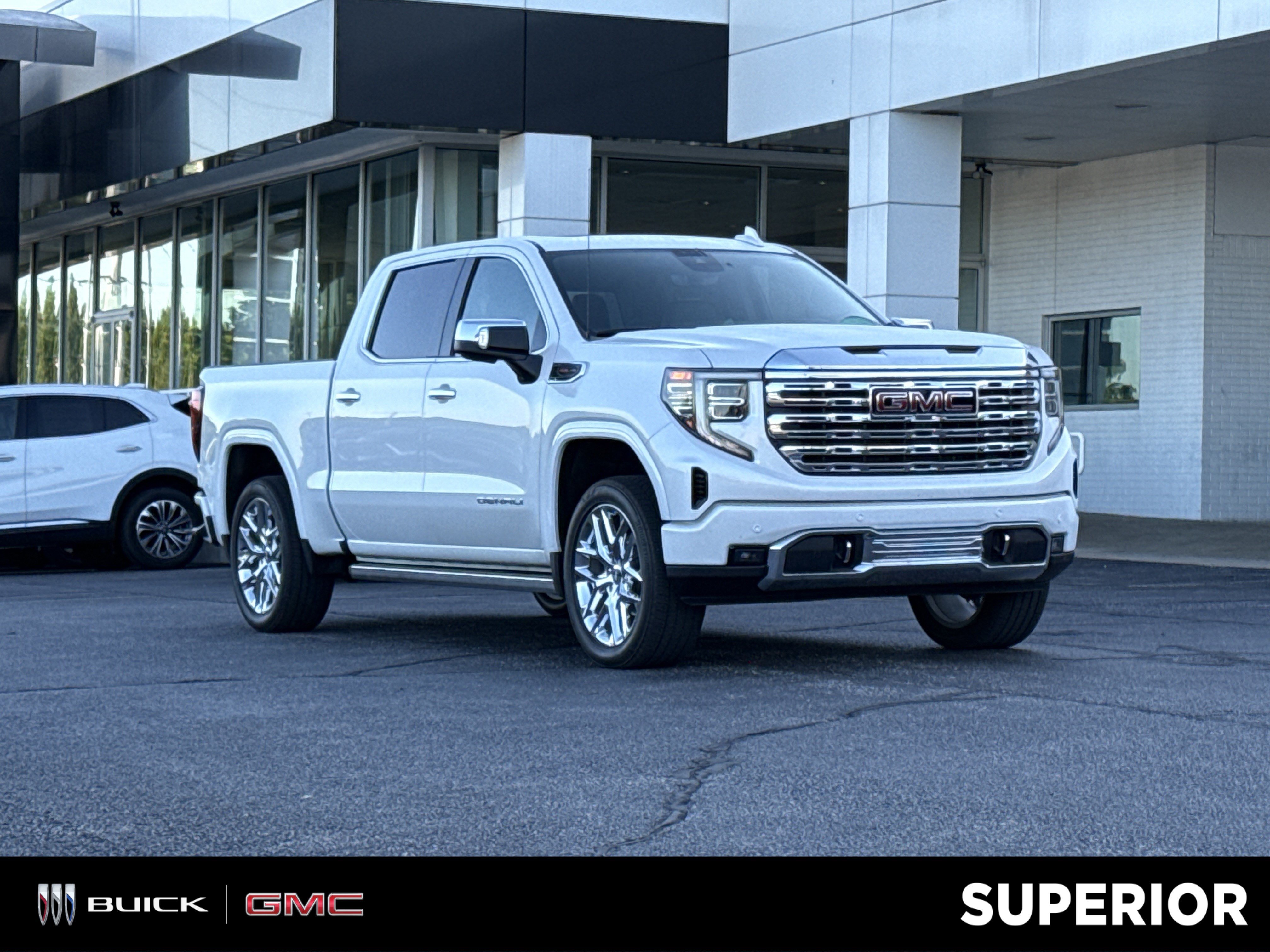 2024 GMC Sierra 4WD Crew Cab Short Box Denali's photo