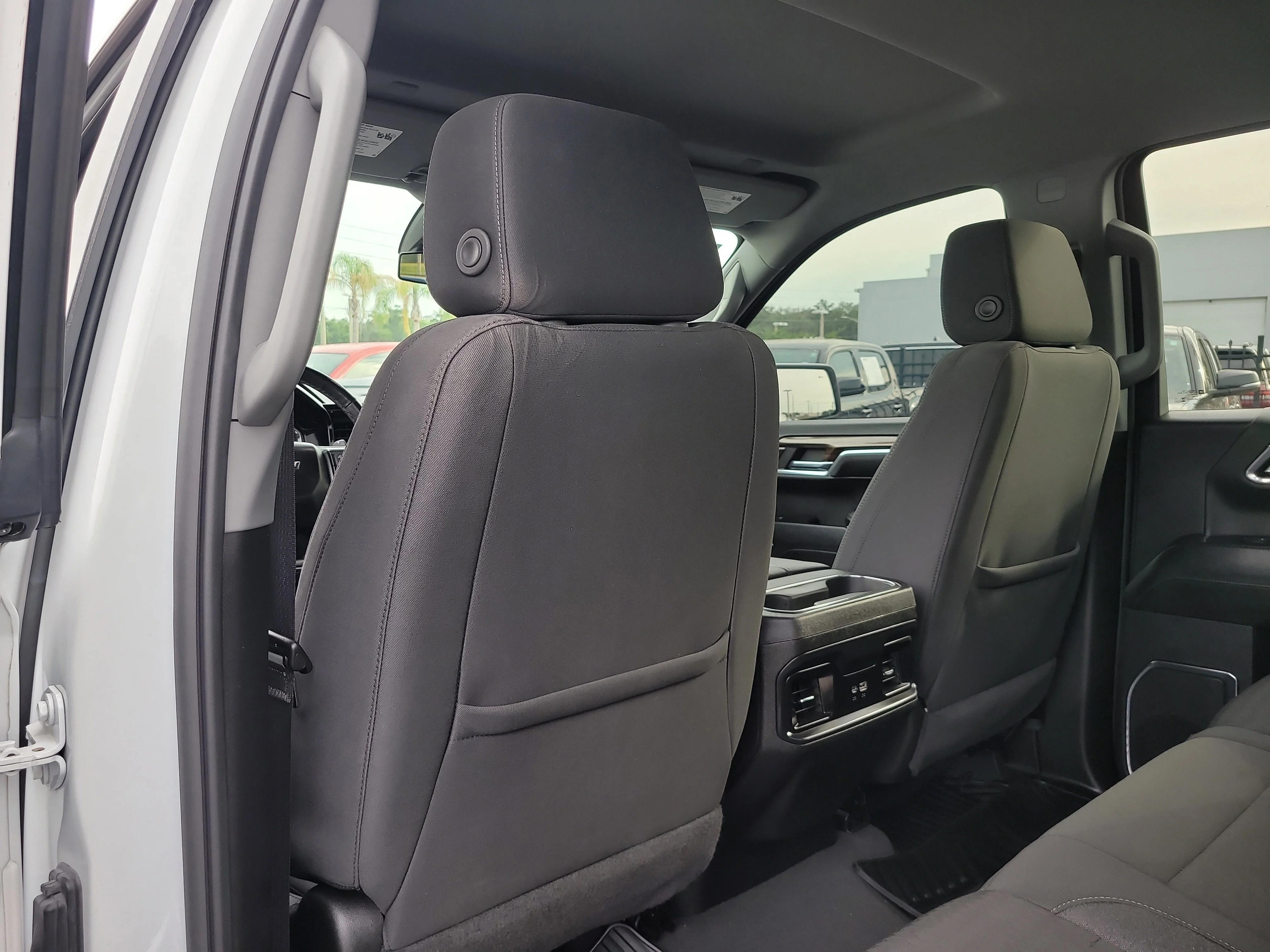 Used 2024 Summit White Chevrolet LT image 13