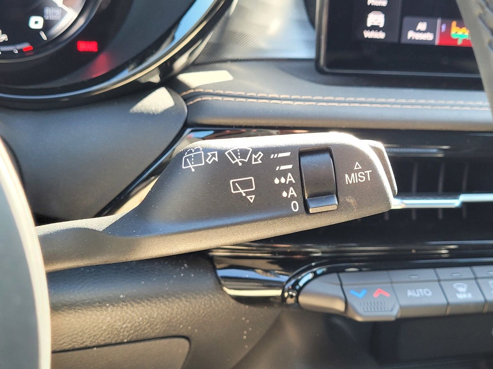 2025 Alfa Romeo Tonale Base - Photo 18