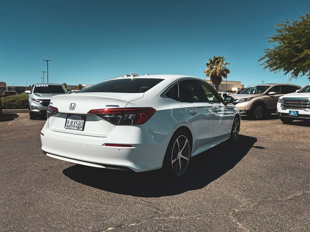 2024 Honda Civic Touring - Photo 9