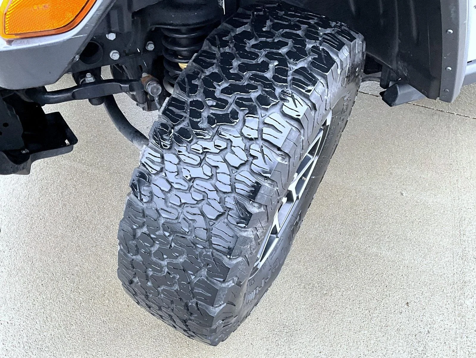 Used 2025 White/off-white Jeep Rubicon image 25