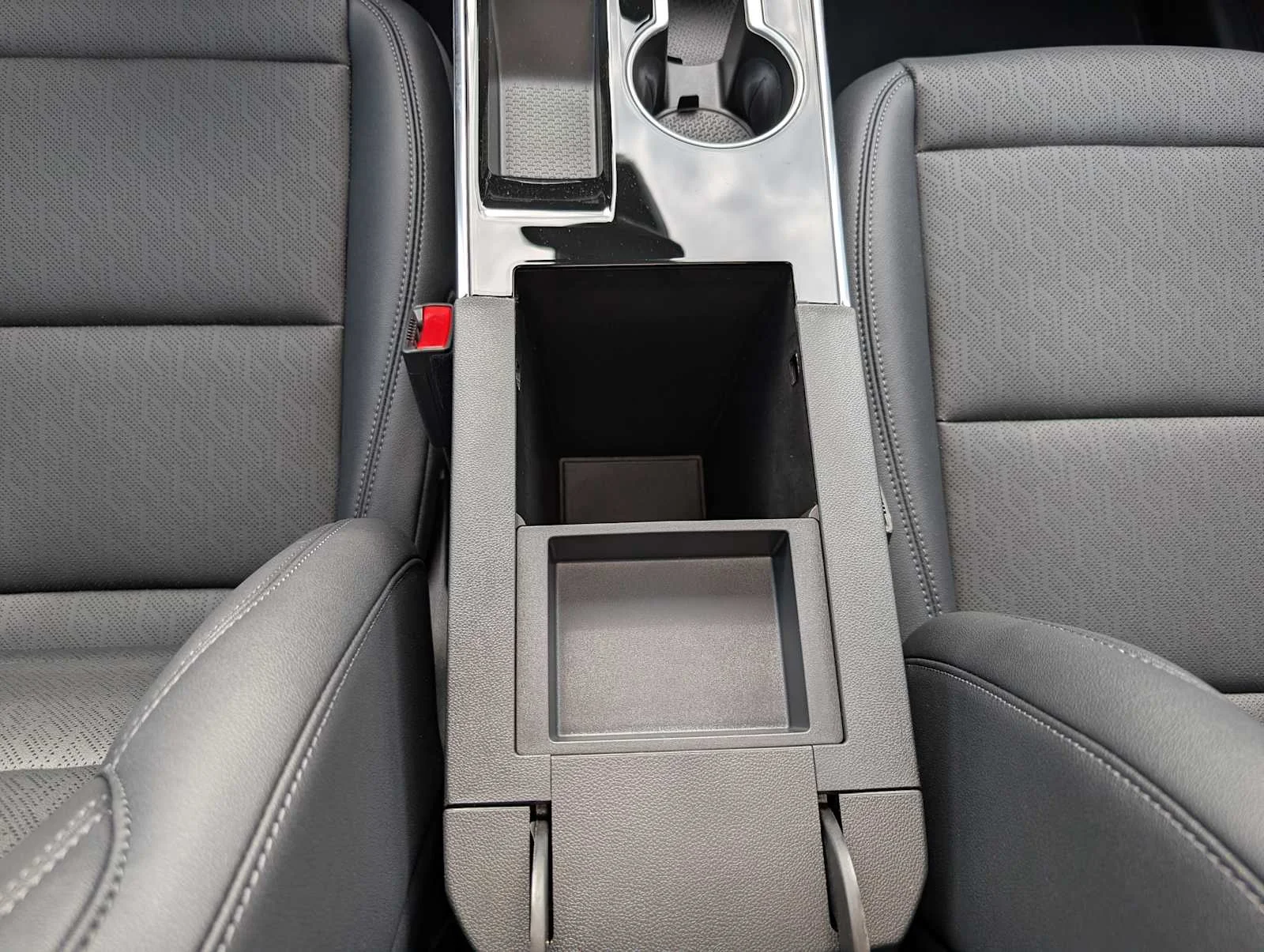 2026 Chevrolet Equinox LT - Photo 14