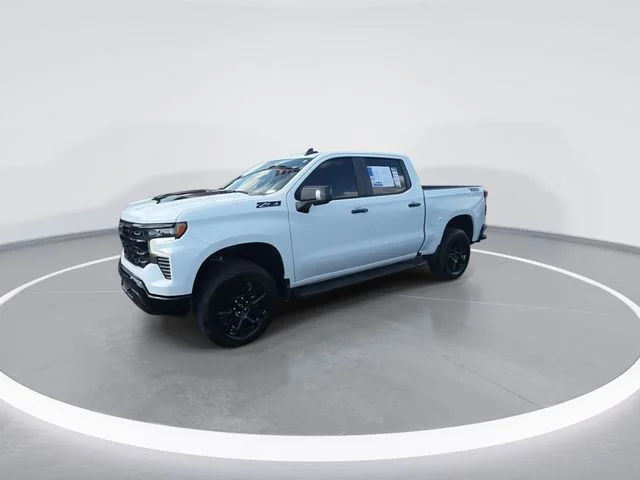 Used 2026 White Chevrolet LT Trail Boss image 4