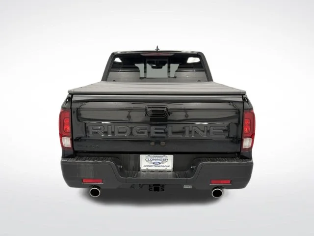 Used 2025 Black Honda RTL image 7
