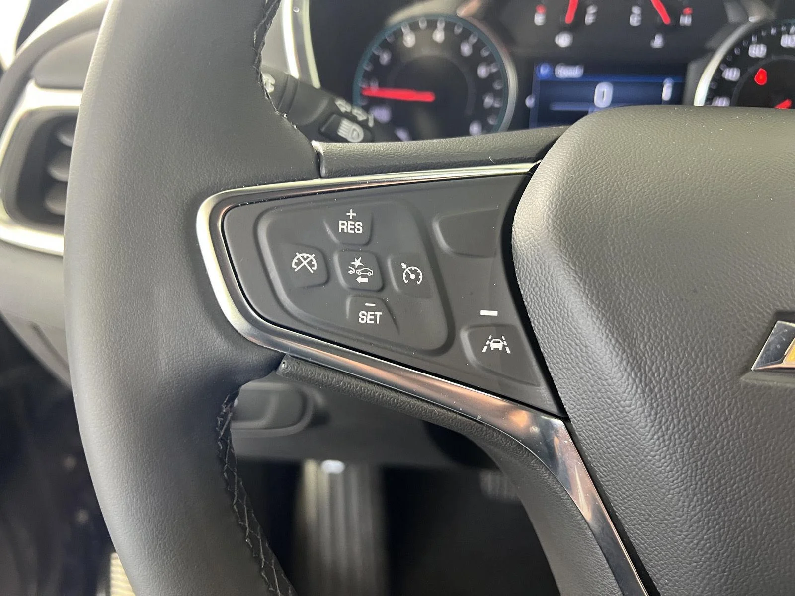 Used 2024 Mosaic Black Metallic Chevrolet LT image 8