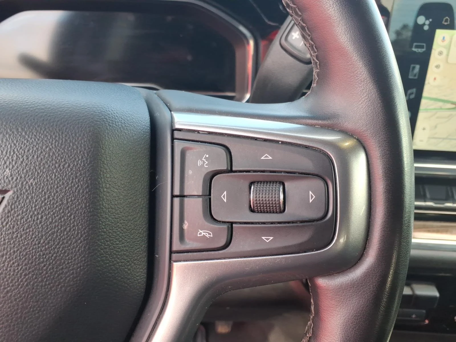2025 Chevrolet Silverado 1500 LT - Photo 25