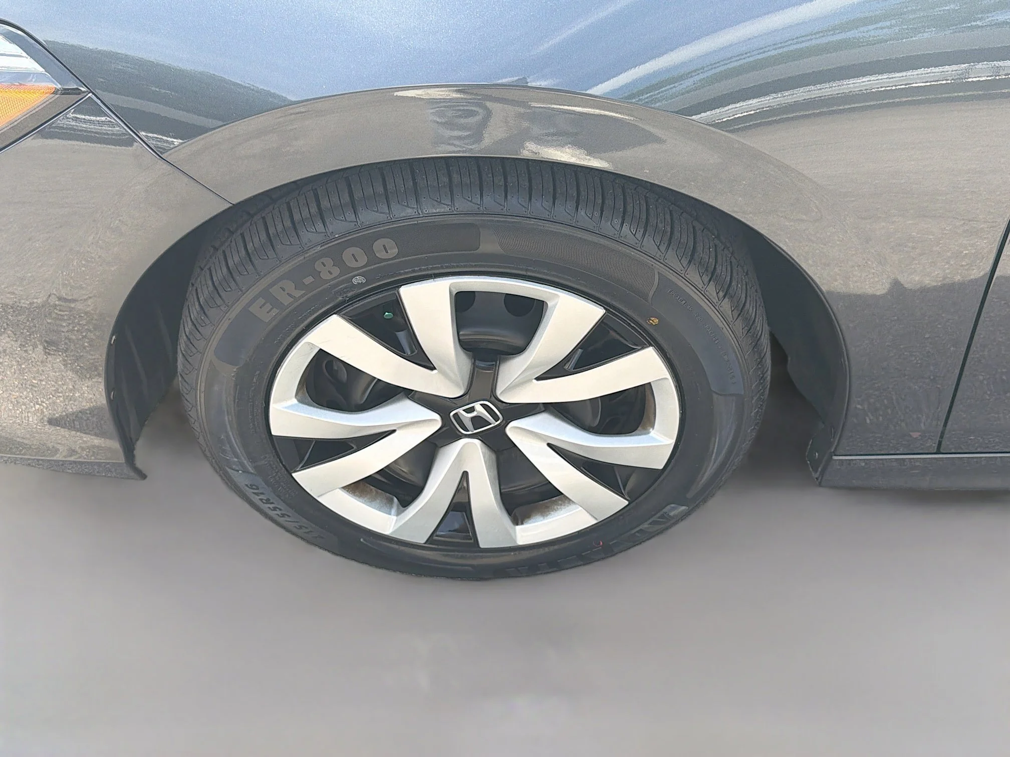 2025 Honda Civic LX - Photo 35