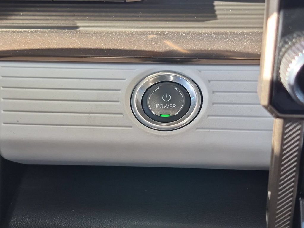 Used 2025 Void Black GMC 2X image 17