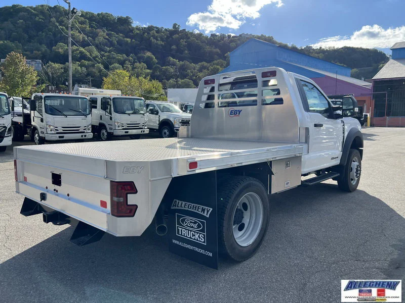 2025 Ford F-550 Super Duty Chassis Cab XL - Photo 6