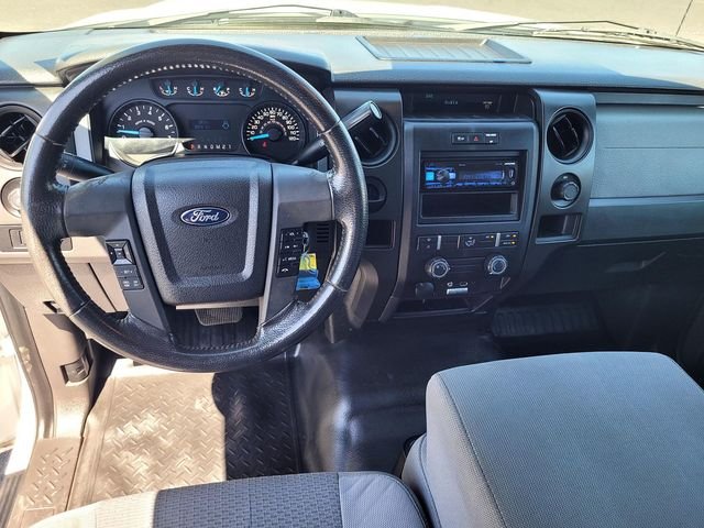 Used 2014 White Ford XL image 9