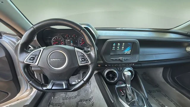 Used 2018 Silver Chevrolet 1LT image 10