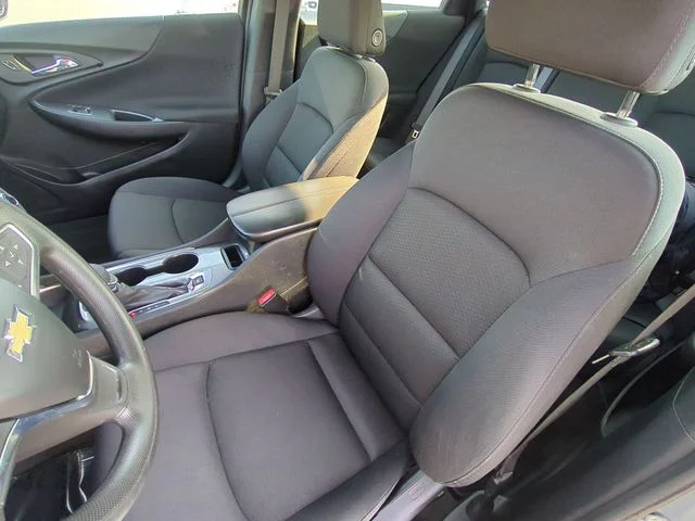 Used 2024 Gray Chevrolet LT image 21