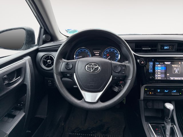 Used 2018 Silver Toyota LE image 13