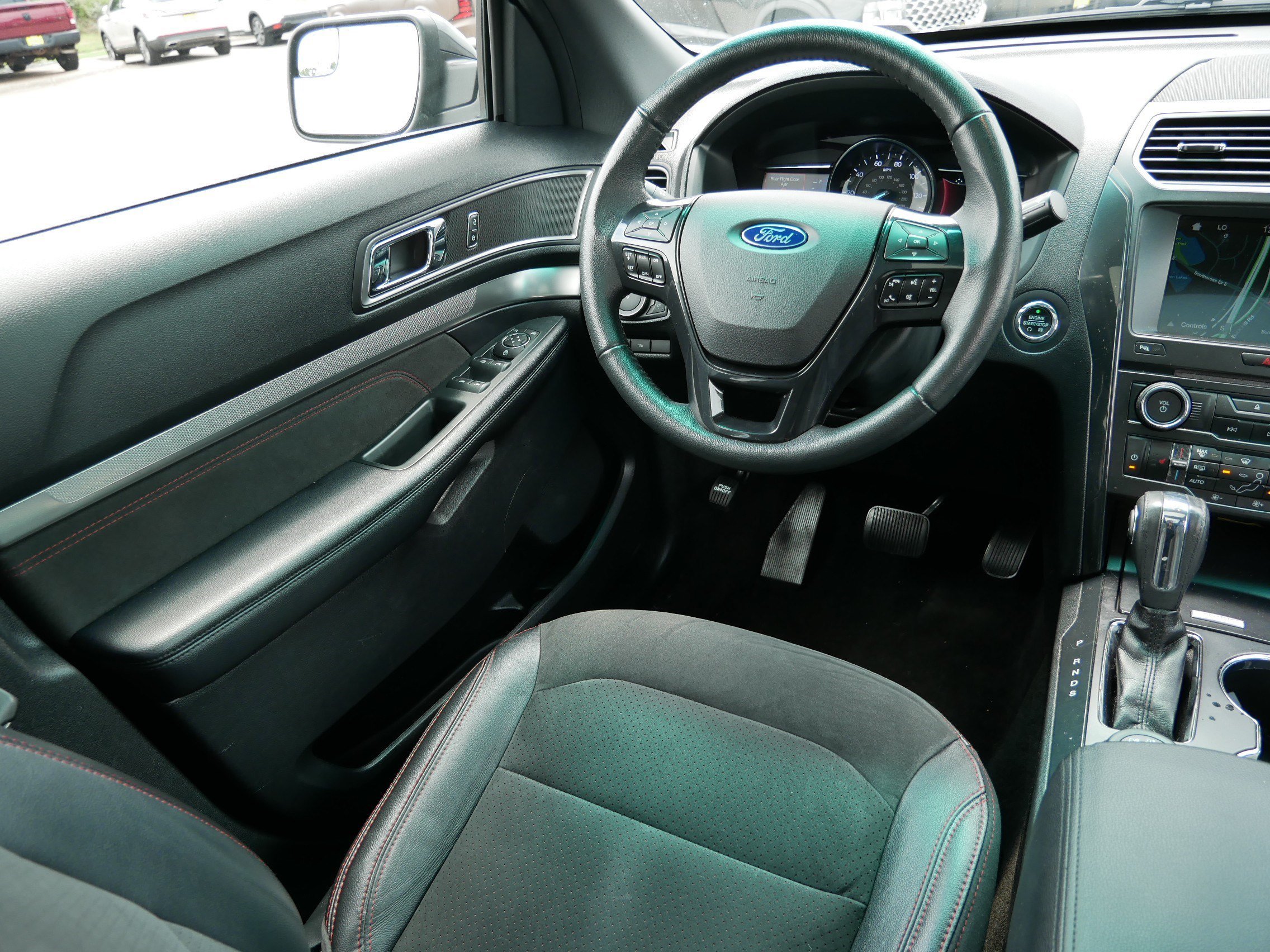 2018 Ford Explorer XLT - Photo 9