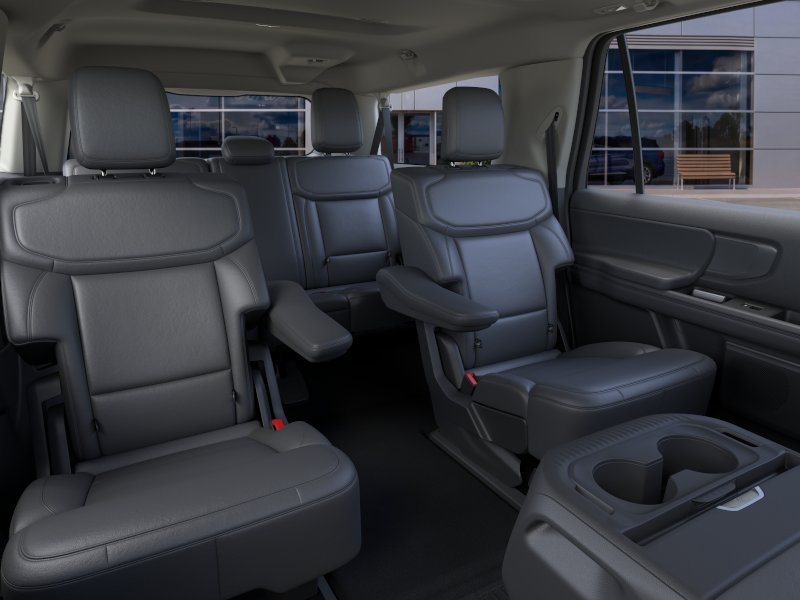 New 2026 Star White Metallic Tri-Coat Ford MAX Active image 36