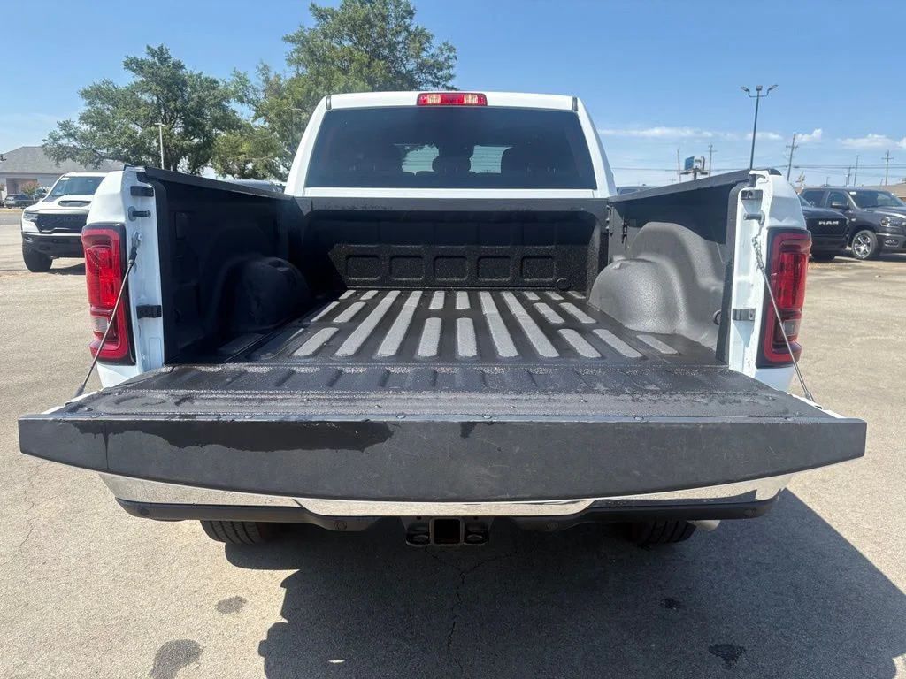 Used 2026 White Ram Big Horn image 7