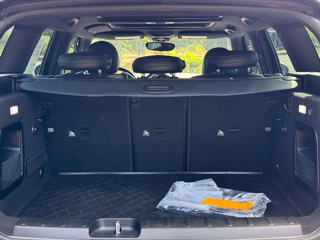 Used 2017 Black MINI Clubman image 11