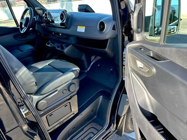 Used 2025 Black Mercedes-Benz Cargo 170 WB image 28