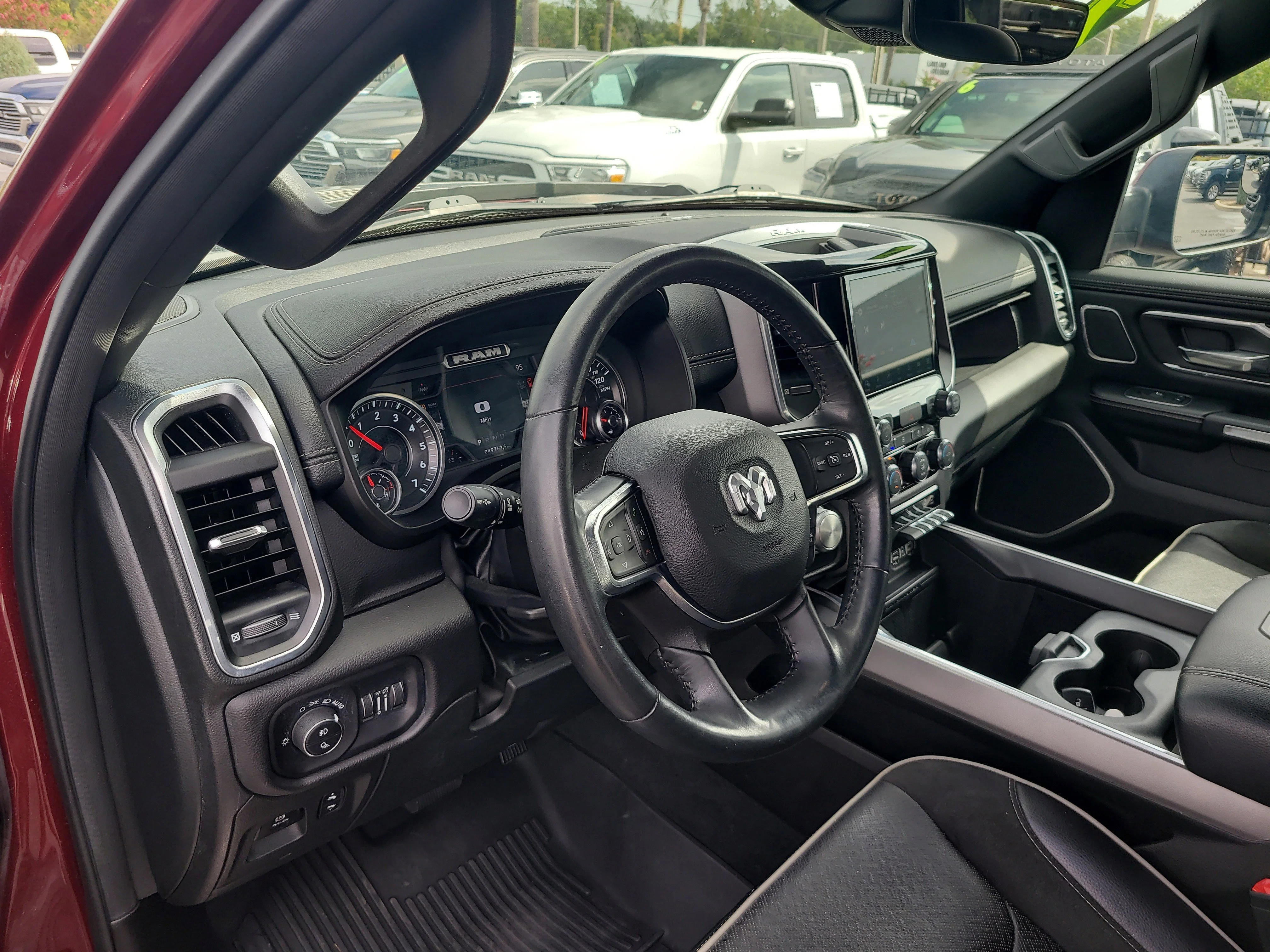 Used 2022 Delmonico Red Pearlcoat Ram Laramie image 20