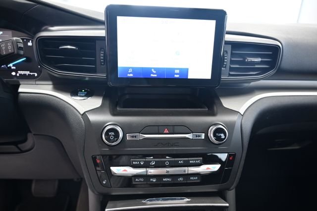 Used 2020 Silver Ford XLT image 16