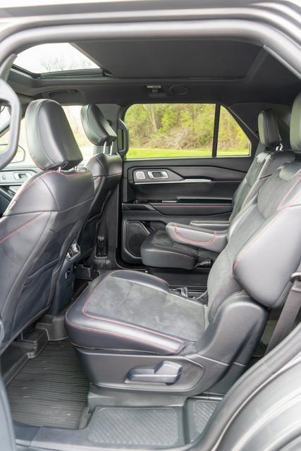 Used 2025 Carbonized Gray Metallic Ford ST image 11