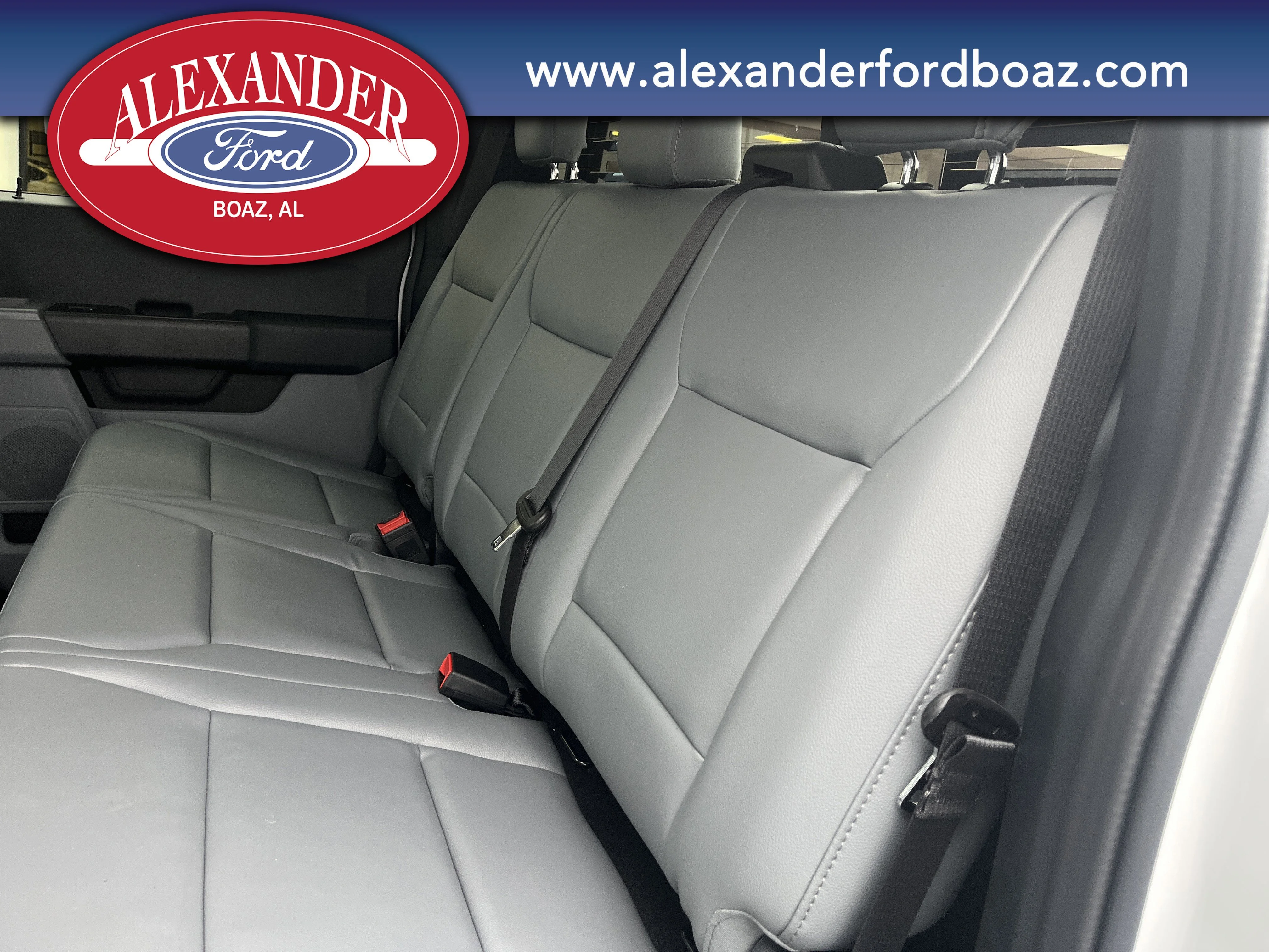 New 2026 Oxford White Ford F-350® XL image 15