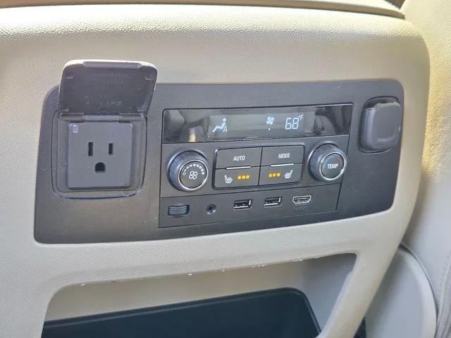 Used 2019 Black GMC Denali image 17